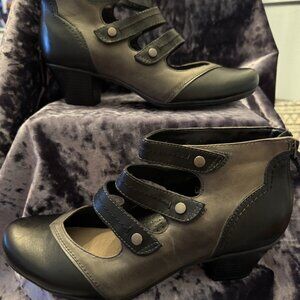 Black & Gray Leather Mary Poppins Boots Women Sz 10
